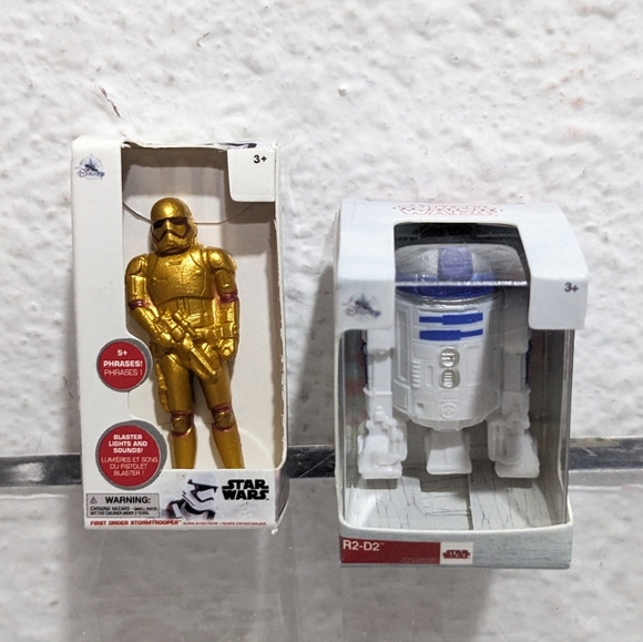 zuru Other - Zuru Disney Mini Brands Toys Edition Star Wars R2D2 Robot and Gold Storm Trooper